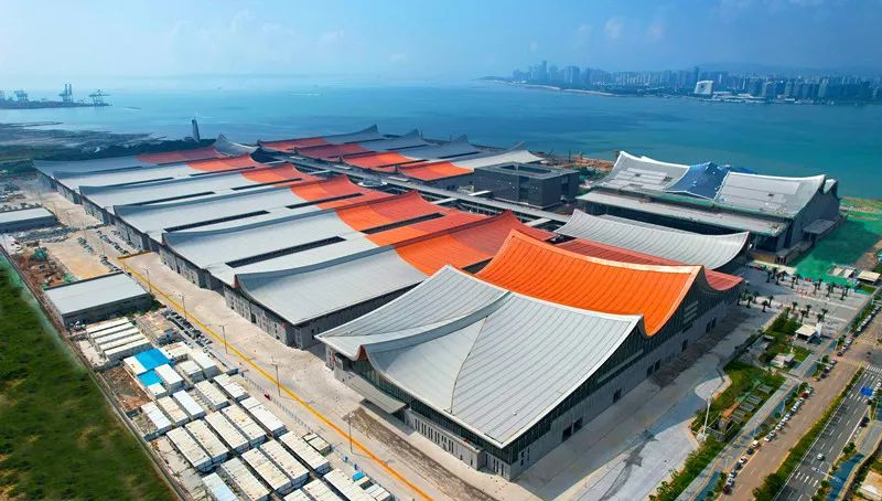 苏琦:厦门国博(中心)建成以后,首先让大家更进一步认识了一个翔安新城