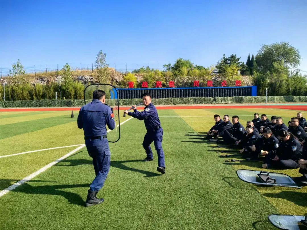 —连云港中院举办全市法院司法警察警务实战