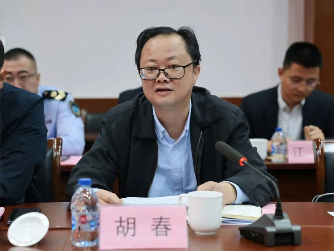 市卫健委副主任付晨一行赴松江区卫健委开展调研工作