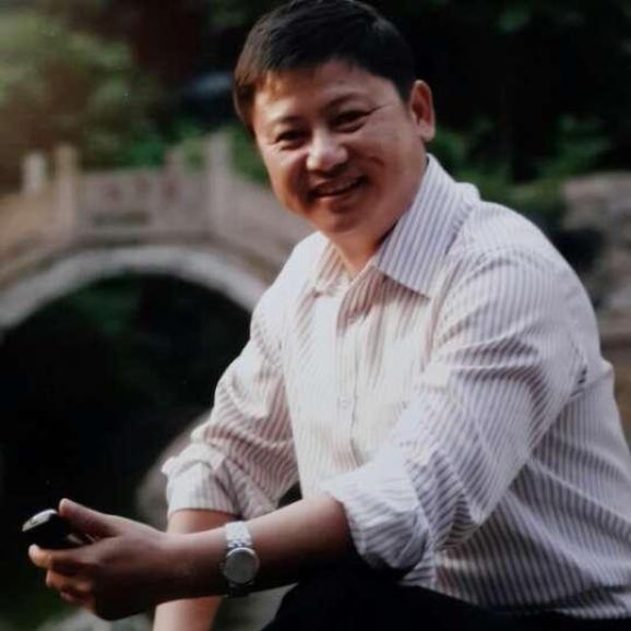 在场 | "001号家庭农场"的开拓者 | 何秋生