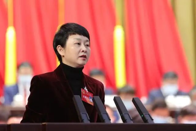 郭小萍,履新职