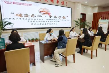 情暖小雪 健康同行 | 农垦中院邀请医疗团队来院开展义诊活动 情暖小雪 健康同行 | 农垦中院邀请医疗团队来院开展义诊活动