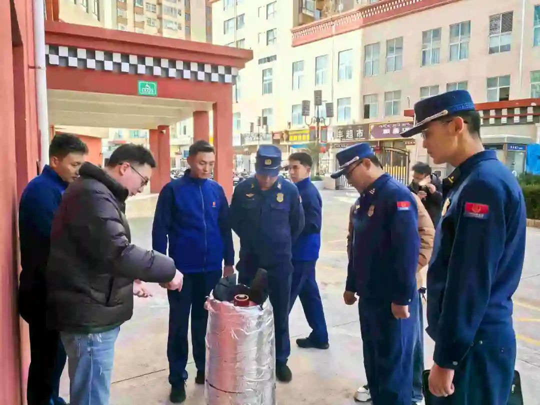 昌都市消防救援支队邀请专家开展消防监督业务教学培训助力冬春火灾