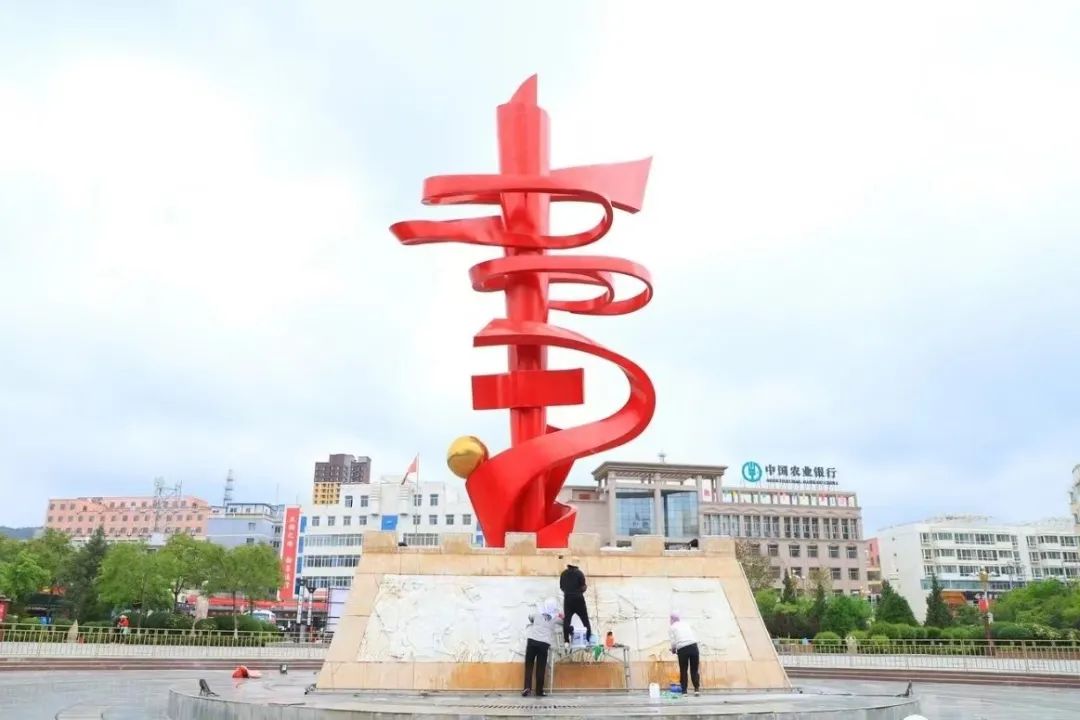 大降温通渭的地标建筑穿毛衣啦