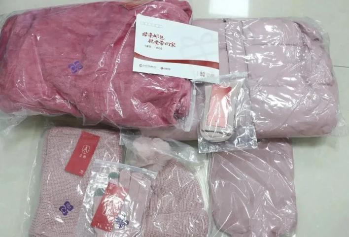 邮包传真情 关爱暖人心——万安县妇联开展“母亲邮包”发放活动