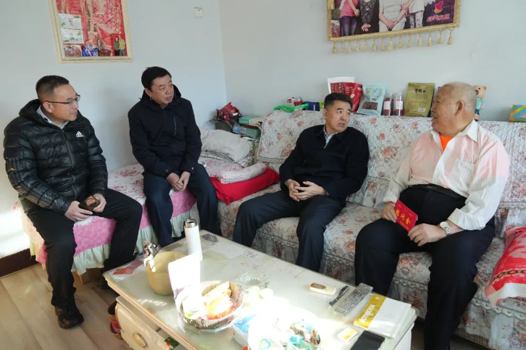 高继业带队开展春节前走访慰问活动