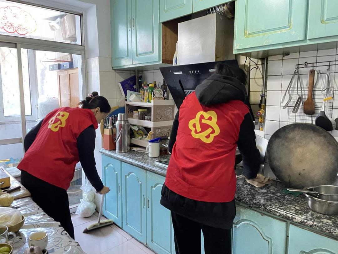 巾帼志愿者在行动