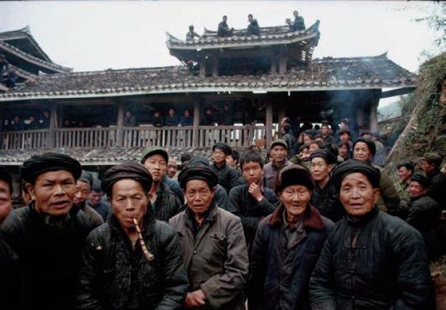 阎雷镜头下30年的侗族故事