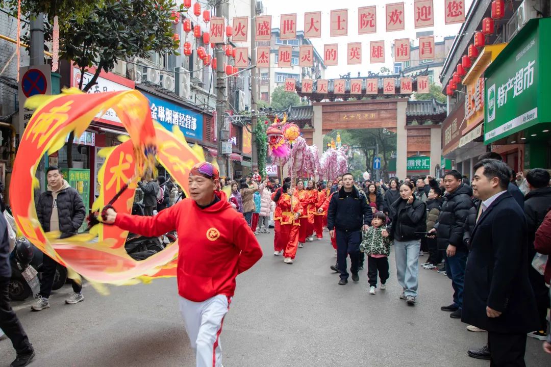 胡俊峰督导调研“南昌邀您来过年”2025年春节期