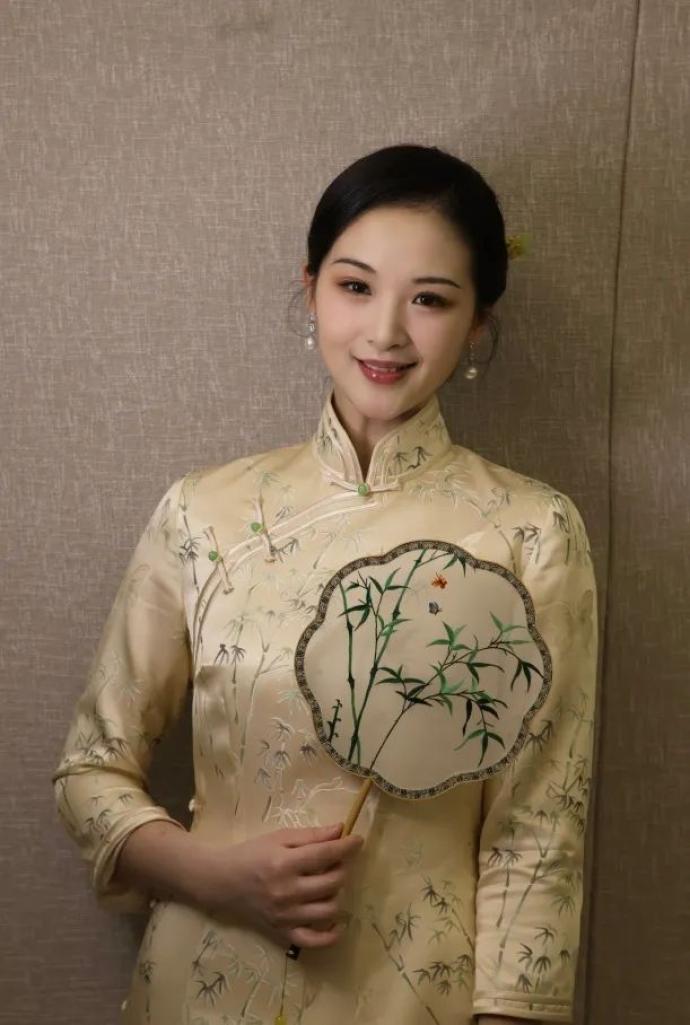 两度亮相央视春晚!丽水姑娘何青青演绎别样"白娘子"