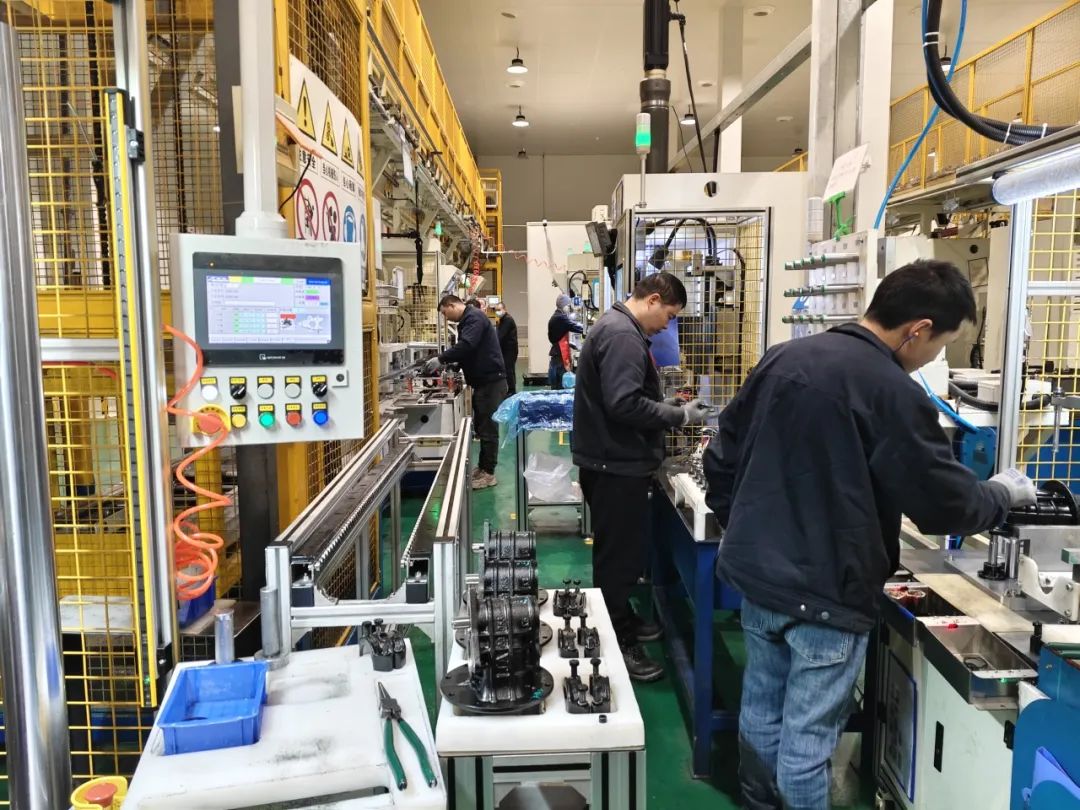华川电装新动力电机分厂加紧生产,售后事业部测试人员提前返岗开展