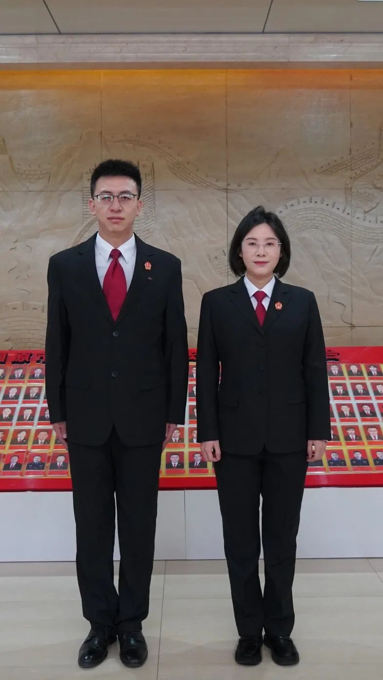 法院人穿搭公式