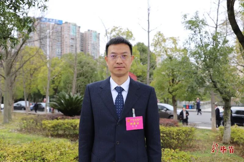 访毕节市投资促进局党组书记,局长吕勇