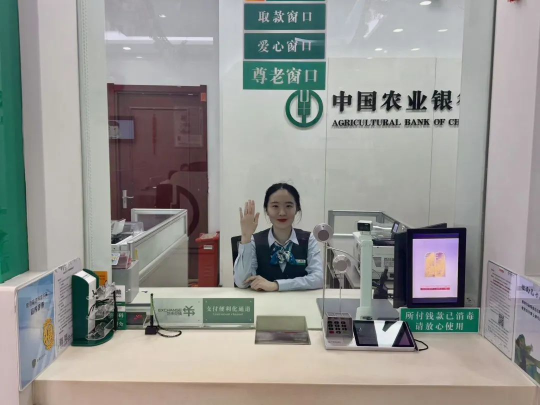 全员素质提升,组织培训,开展活动,岗位练兵等,有效提高员工的业务水平