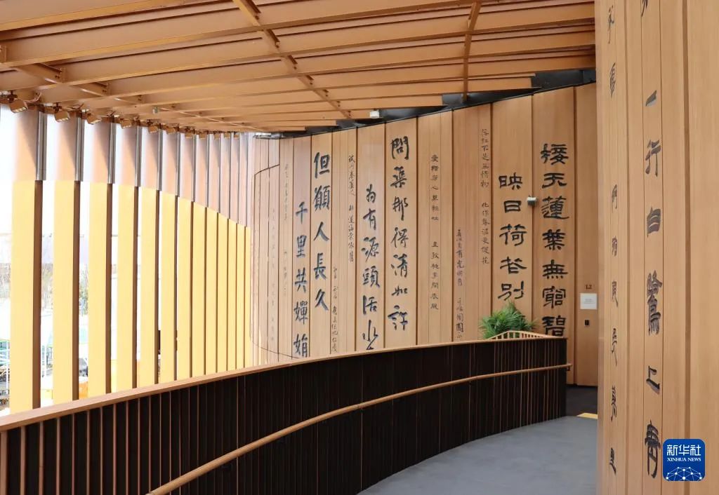 大阪世博会中国馆以竹简为设计灵感