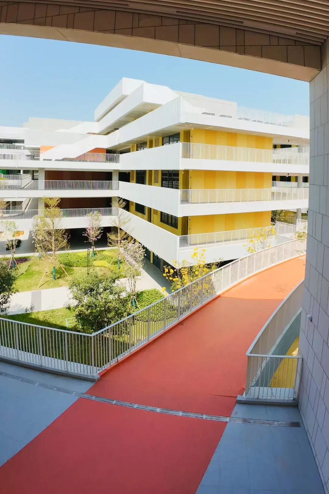 东莞松山湖第一初级中学_东城街道九年一贯制学校_东莞东城大大幼儿园