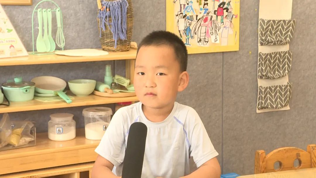 羽毛手工作品幼儿园_ 鄂托克前旗第二幼儿园将嘎艺术节 _