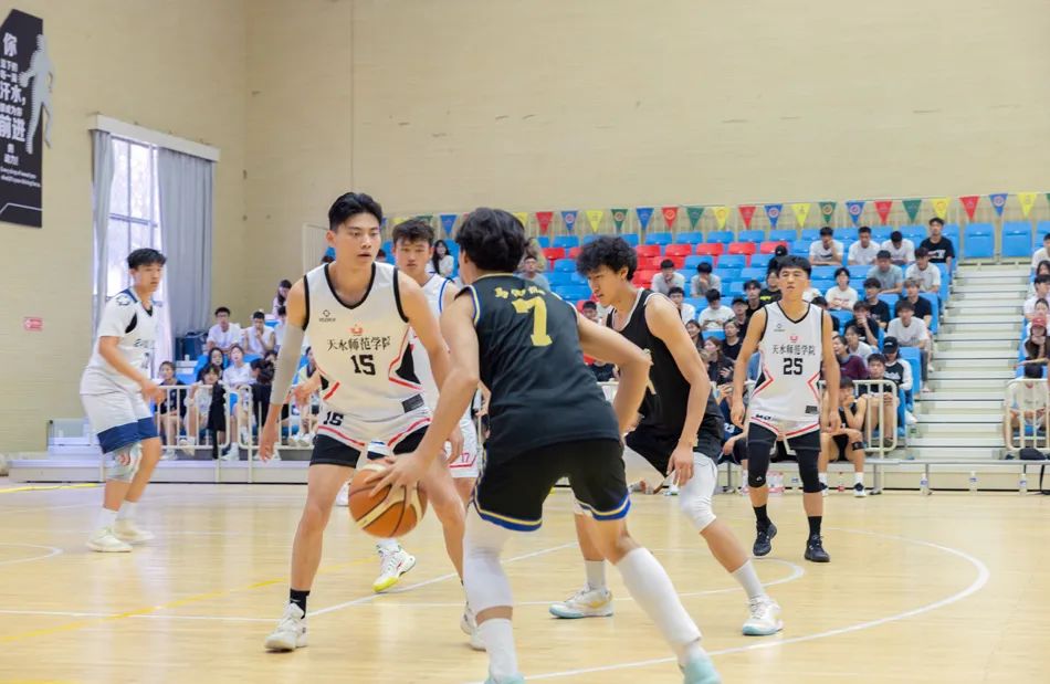 郑海霞亲临助力，兰州市青少年篮球活动点燃校园激情！_天水师范大学篮球交流指导活动_郑海霞王立彬校园篮球发展