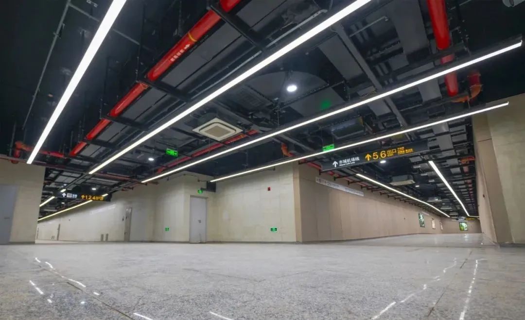 告别日晒雨淋！市域机场线↔15号线景洪路站实现地下换乘