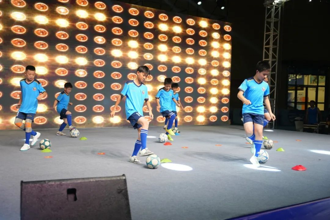 2025湖北省全民健身赶集会随州站_2025全民健身主题示范活动在随州市曾都区社会福利院成功举办_普及全民健身缔造幸福生活