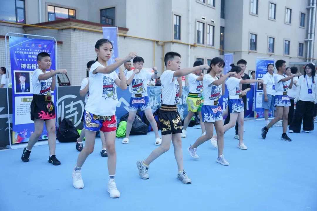 2025湖北省全民健身赶集会随州站_2025全民健身主题示范活动在随州市曾都区社会福利院成功举办_普及全民健身缔造幸福生活