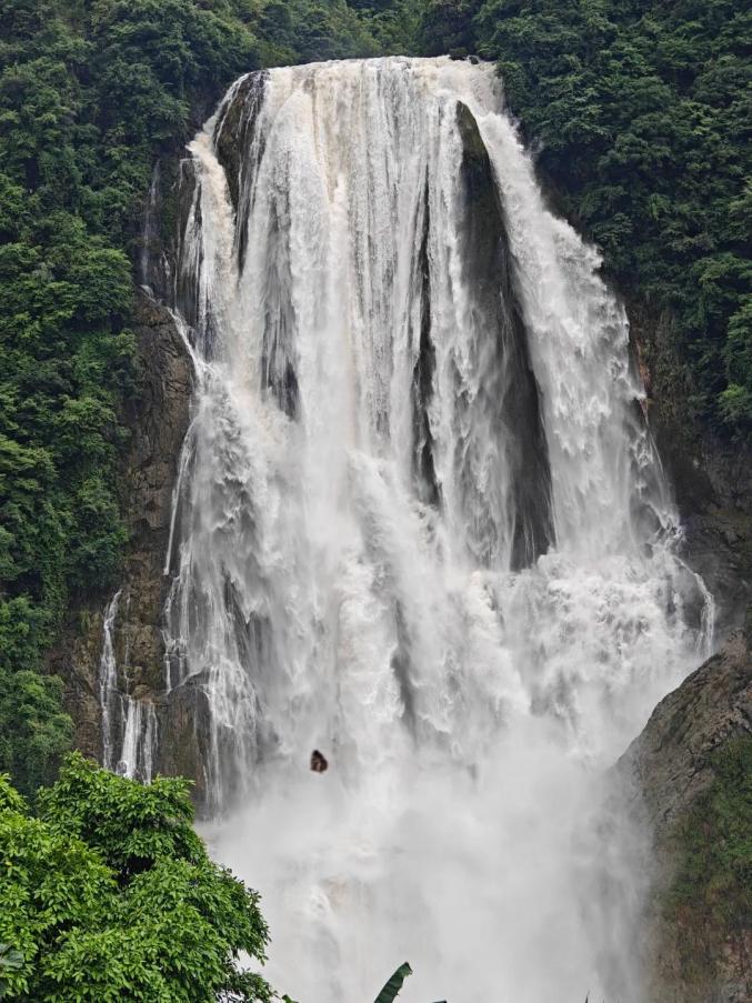 它是贵州的“精华”所在！避暑和小吃都是满分！今夏，就来21℃的安顺打卡~
