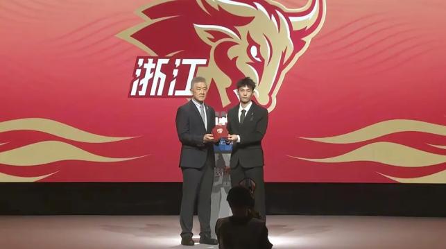 潘轲宇