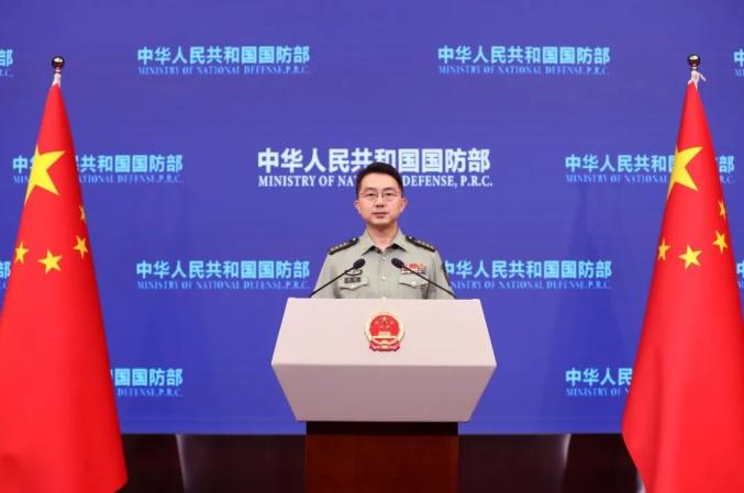 中国海警船与中国海军军舰发生冲撞？国防部回应