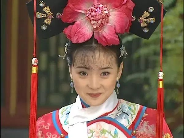 老版还珠格格演员谁最年轻 770.jpg