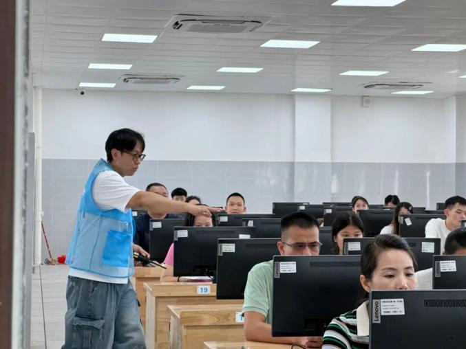 广东省2025年国家统一法律职业资格考试客观题考试_广东法考客观题考试报名人数近8万人_佛山司法考试考场