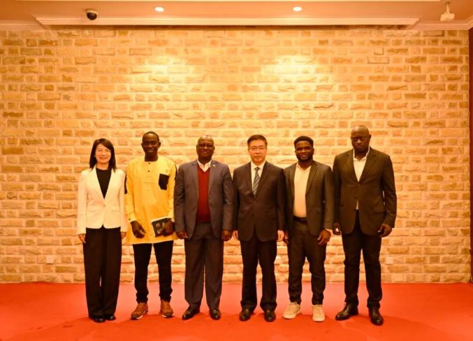 卢向东副会长会见几内亚比绍中国友好协会会长多斯桑托斯_澎湃号·政务_澎湃新闻-The Paper