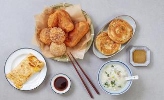 《上海小吃指南》：吃货不是美食家