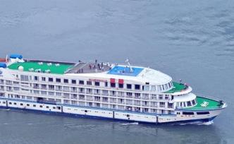 武汉启用7艘游船酒店为医疗队提供住宿
