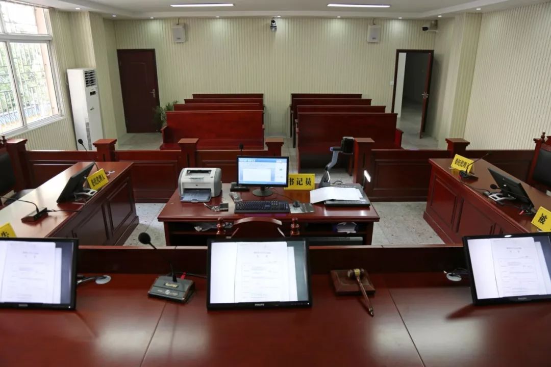 平江法院立案庭争创全国法院先进集体纪实