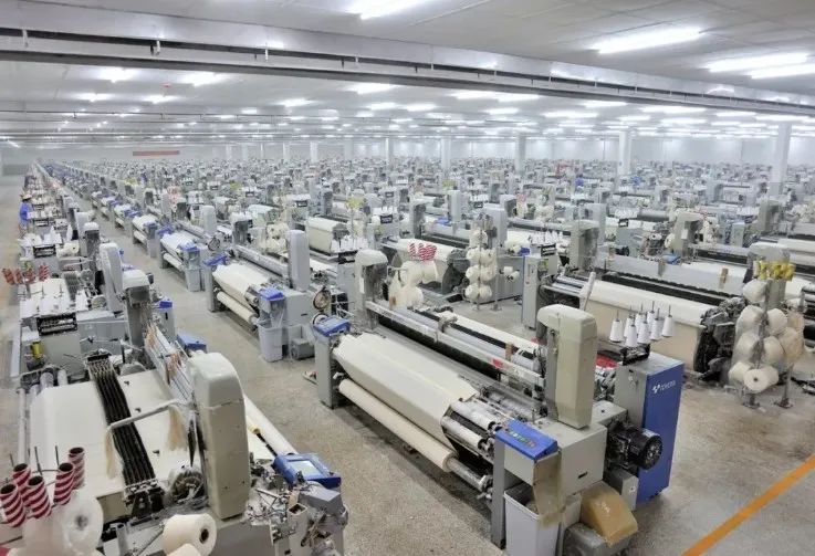 机器换人,线上招工,路费补贴……兰溪纺织企业争分夺秒抓生产