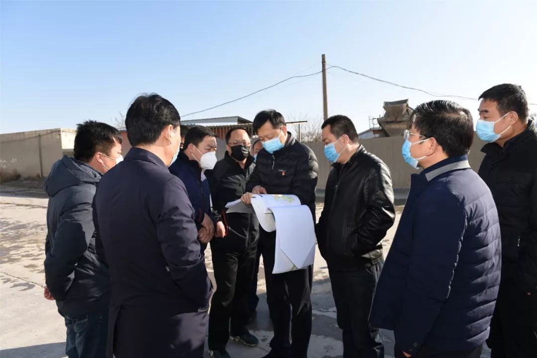 环卫局,国土资源分局,邙山,洛浦街道办事处及金隅城公司相关负责同志