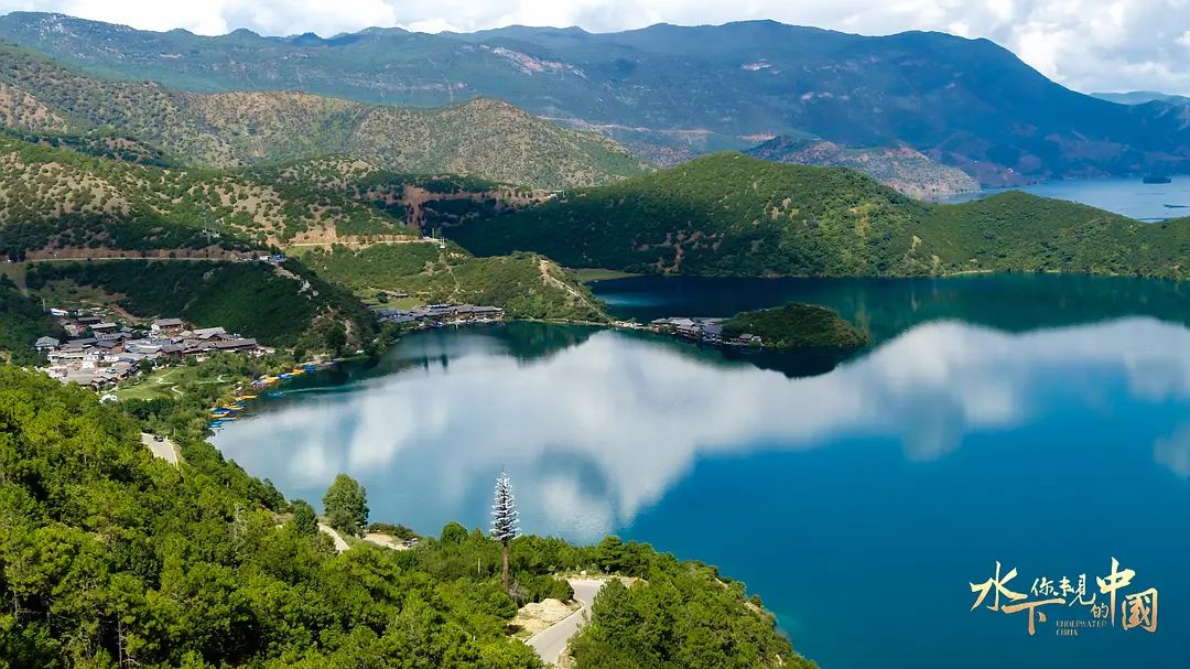 江海湖泊的风景图片图片