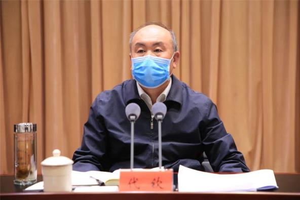 中共阿拉善盟委员会扩大会议在巴彦浩特召开