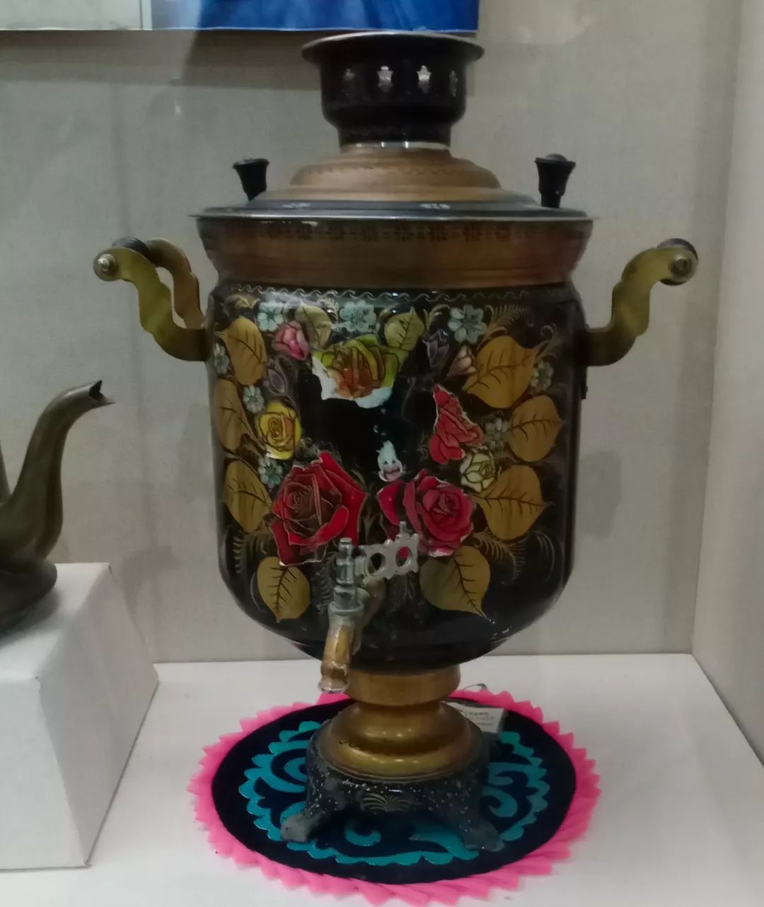 驶至塞上阿博哈萨克历史文化线上展三