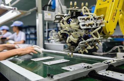职校扩招,模具班只招到16人被西安大专学校迫停开......制造类专业为何吸引力不再