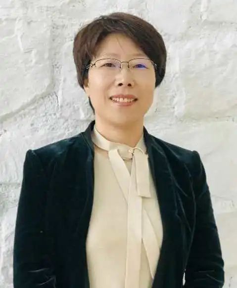 感受战疫的中国力量中央财经大学冯秀军教授开讲战疫公开课