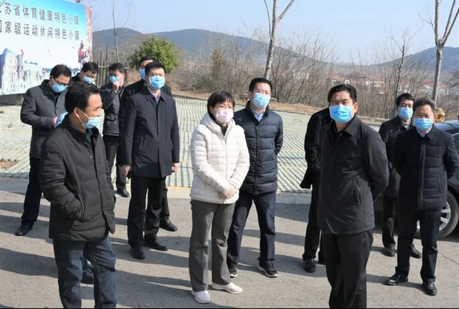 杨明赴茱萸山街道调研时强调将徐州第一高峰打造成徐州第一美峰
