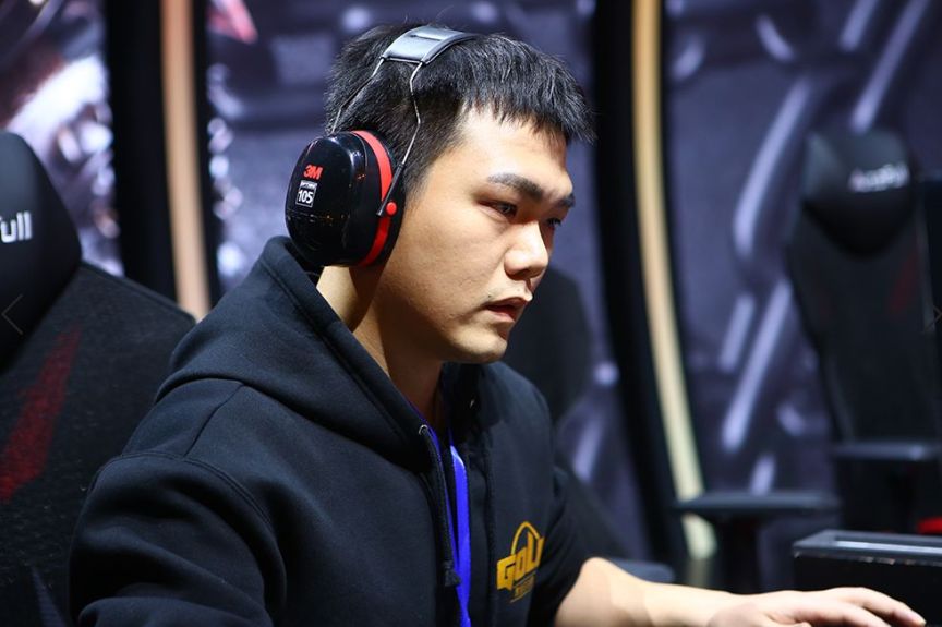 出品|人民电竞作者|王思奇编辑|kevin这一次,暴雪让魔兽争霸iii的粉丝