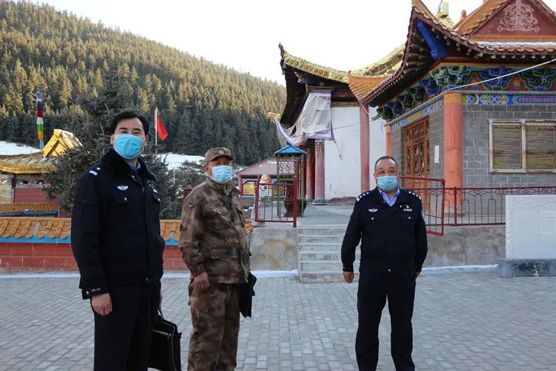 郝建雄同志带队深入基层派出所开展重点工作督导检查