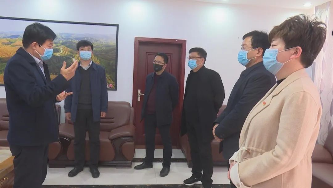 刘永国深入城郊乡调研产业发展疫情防控和复工复产工作