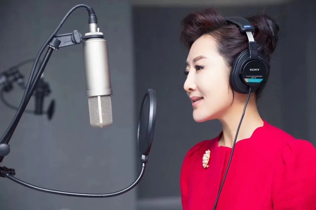 为你读诗送给不负韶华的你五