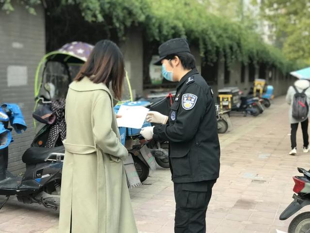 女特警图片帅气背影图片