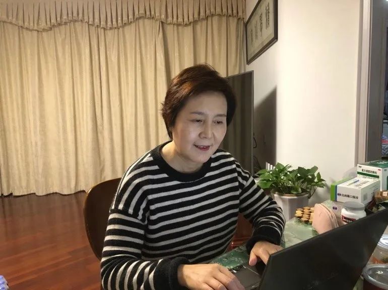 海大女神们节日快乐巾帼同心担使命抗击疫情展风采