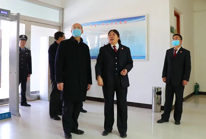 李景辉深入岷县法院蒲麻法庭调研指导工作