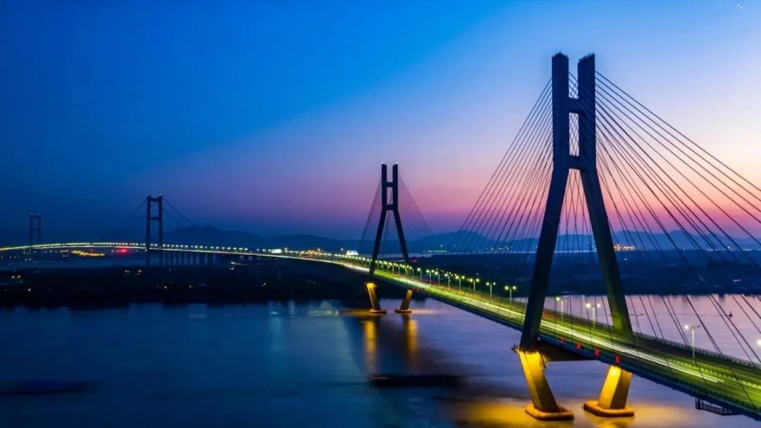 扬州安康路跨运河大桥图片